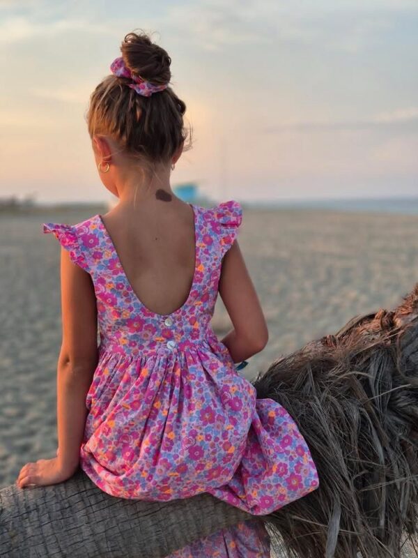 Robe Mila en Liberty disponible uniquement en tissu fourni par vos soins – Image 3